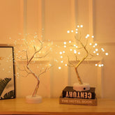 مصباح طاولة LED من Spirit Tree of Light
